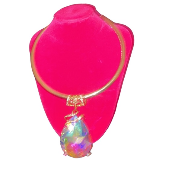 NEW!!💎 Mega Diamond Statement Necklace - Picture 3 of 4